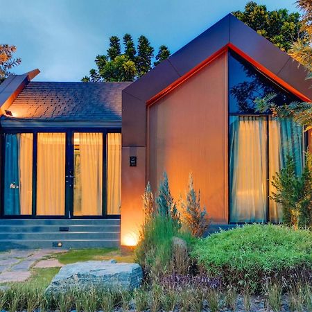 See Stars & Forest Resort Amphoe Sawang Daen Din Luaran gambar