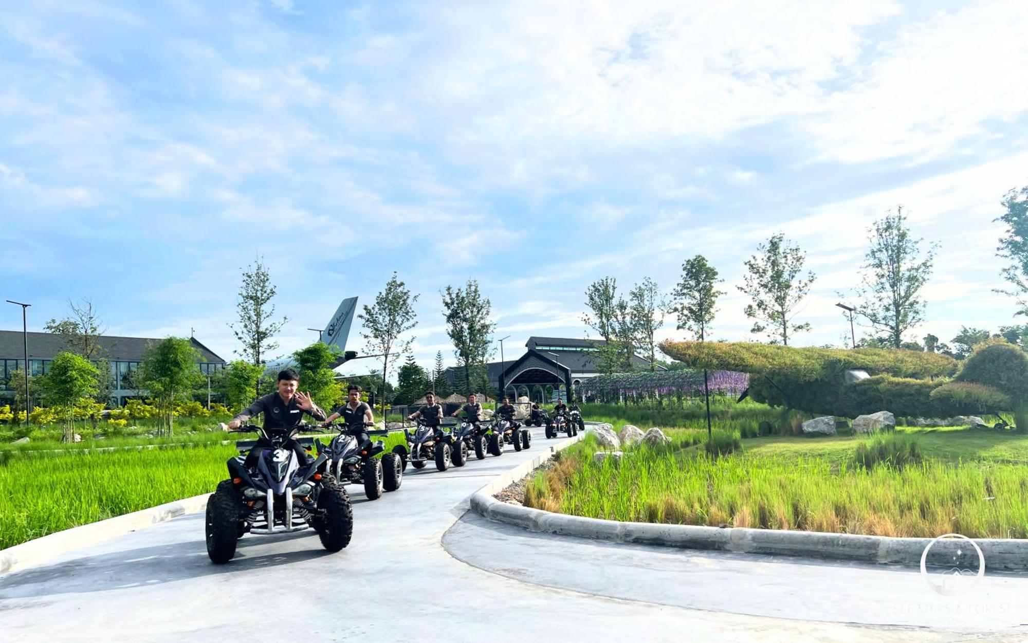 See Stars & Forest Resort Amphoe Sawang Daen Din Luaran gambar
