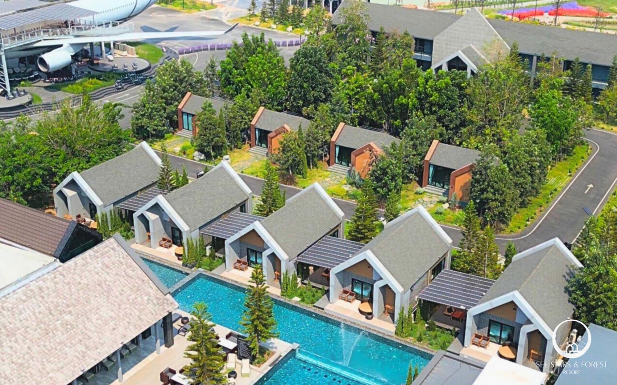 See Stars & Forest Resort Amphoe Sawang Daen Din Luaran gambar