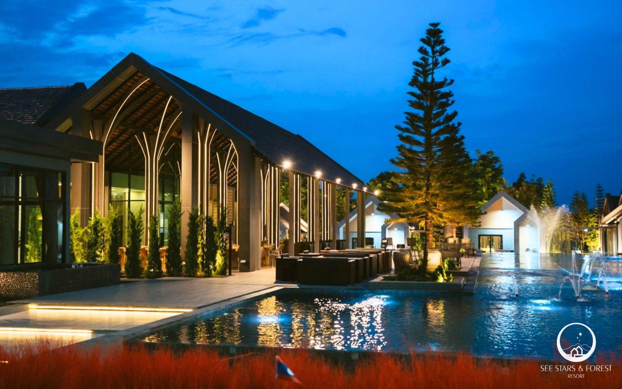 See Stars & Forest Resort Amphoe Sawang Daen Din Luaran gambar