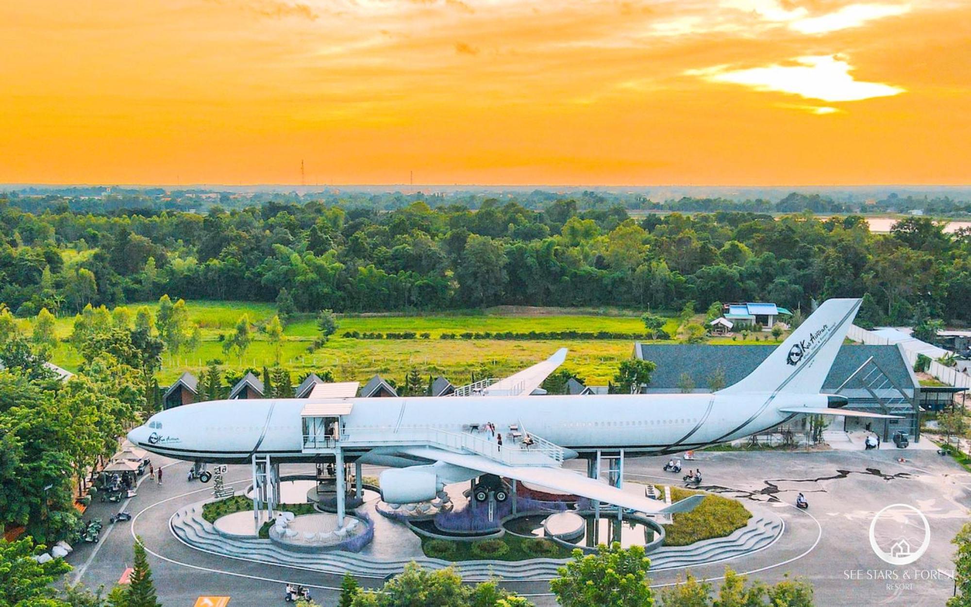 See Stars & Forest Resort Amphoe Sawang Daen Din Luaran gambar
