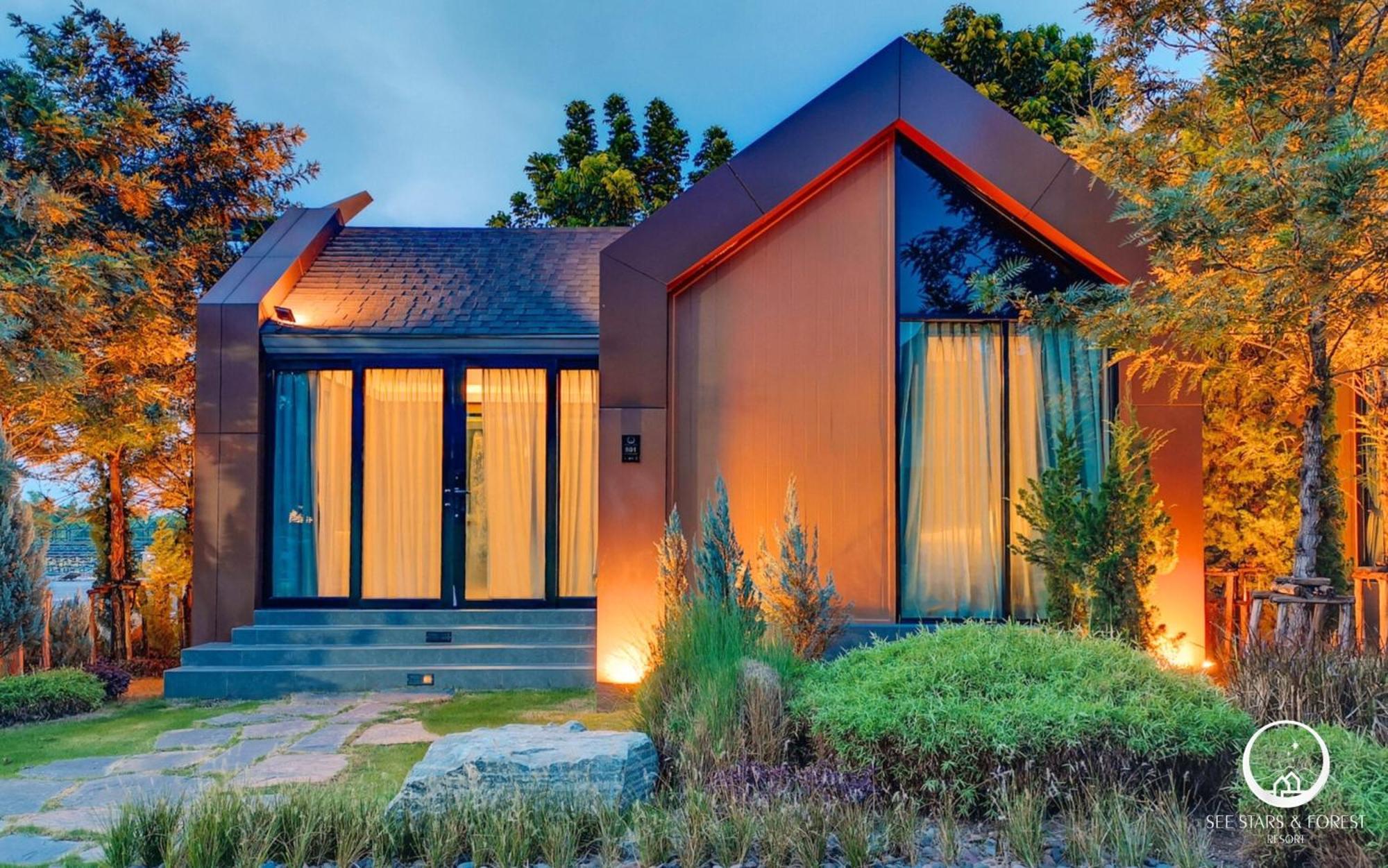 See Stars & Forest Resort Amphoe Sawang Daen Din Luaran gambar